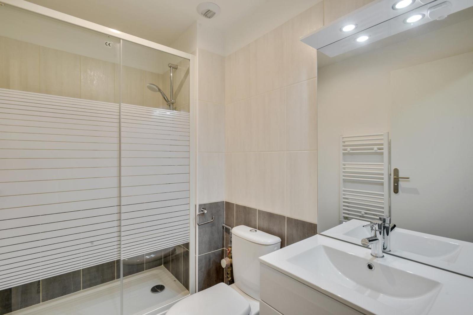 806 Suite Magic - Superbe Appartement Баньоле Экстерьер фото